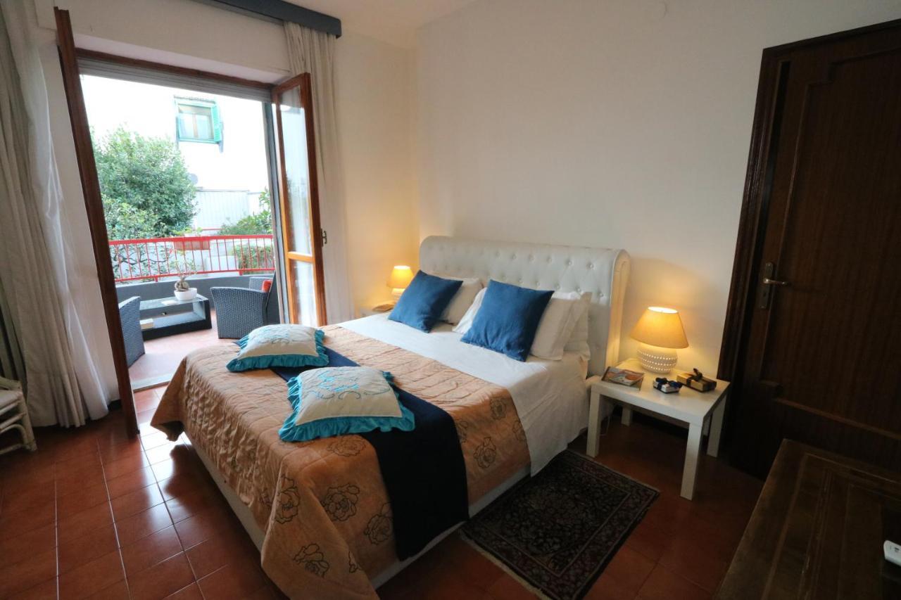 Bari Suite Apartment Barone 12 Free Parking Kültér fotó
